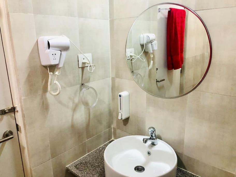 Lovely 2-Bedroom Sea View Serviced Apartment Dabolim Goa Εξωτερικό φωτογραφία